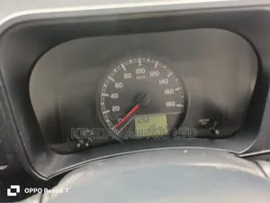 Toyota Succeed SV Premium 2014 Silver