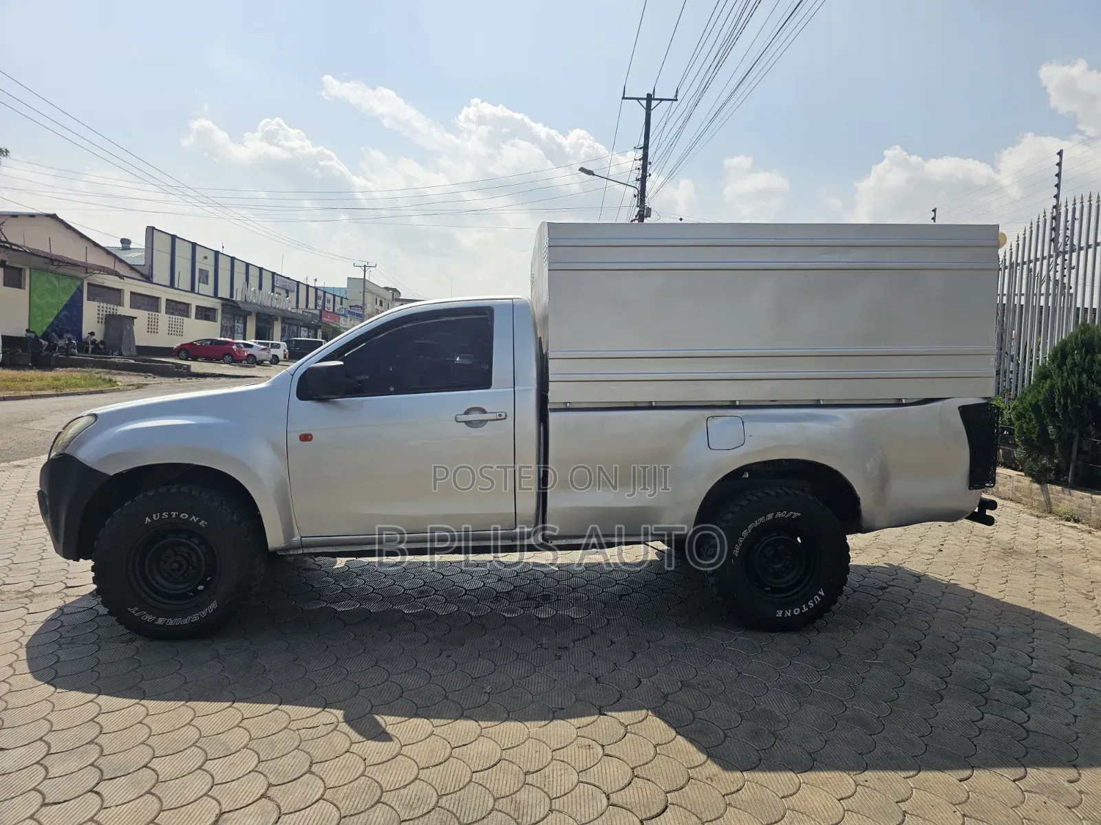 Isuzu D-MAX 2014 Silver