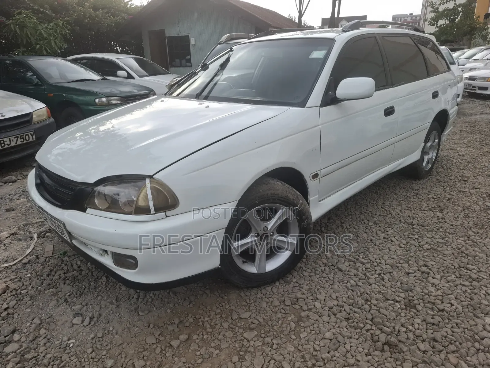 Toyota Caldina 2001 White