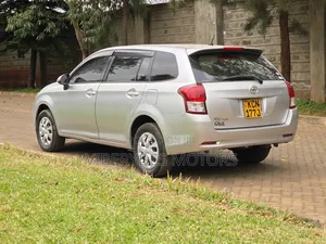 Toyota Corolla Fielder 2012 Silver
