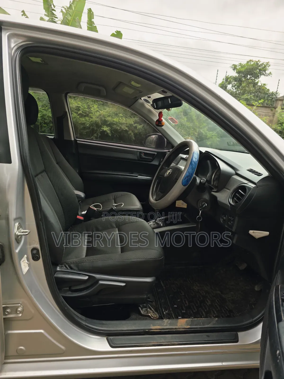 Toyota Corolla Fielder 2012 Silver