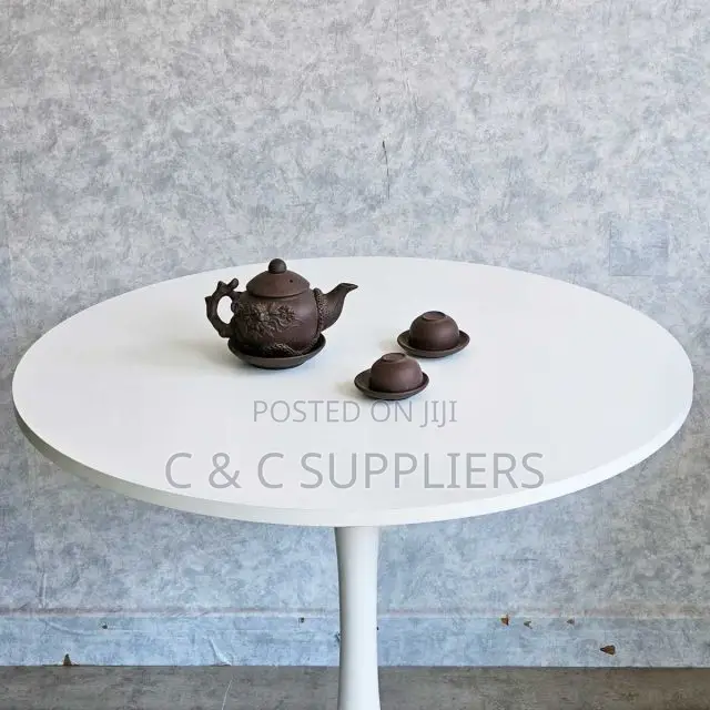 Round Tulip Table -80cm