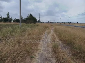 50 by 100 Plot Touching Kangundo Road