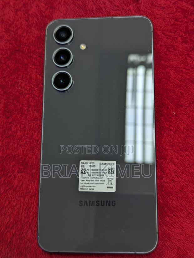 Samsung Galaxy S24 FE 128 GB Black