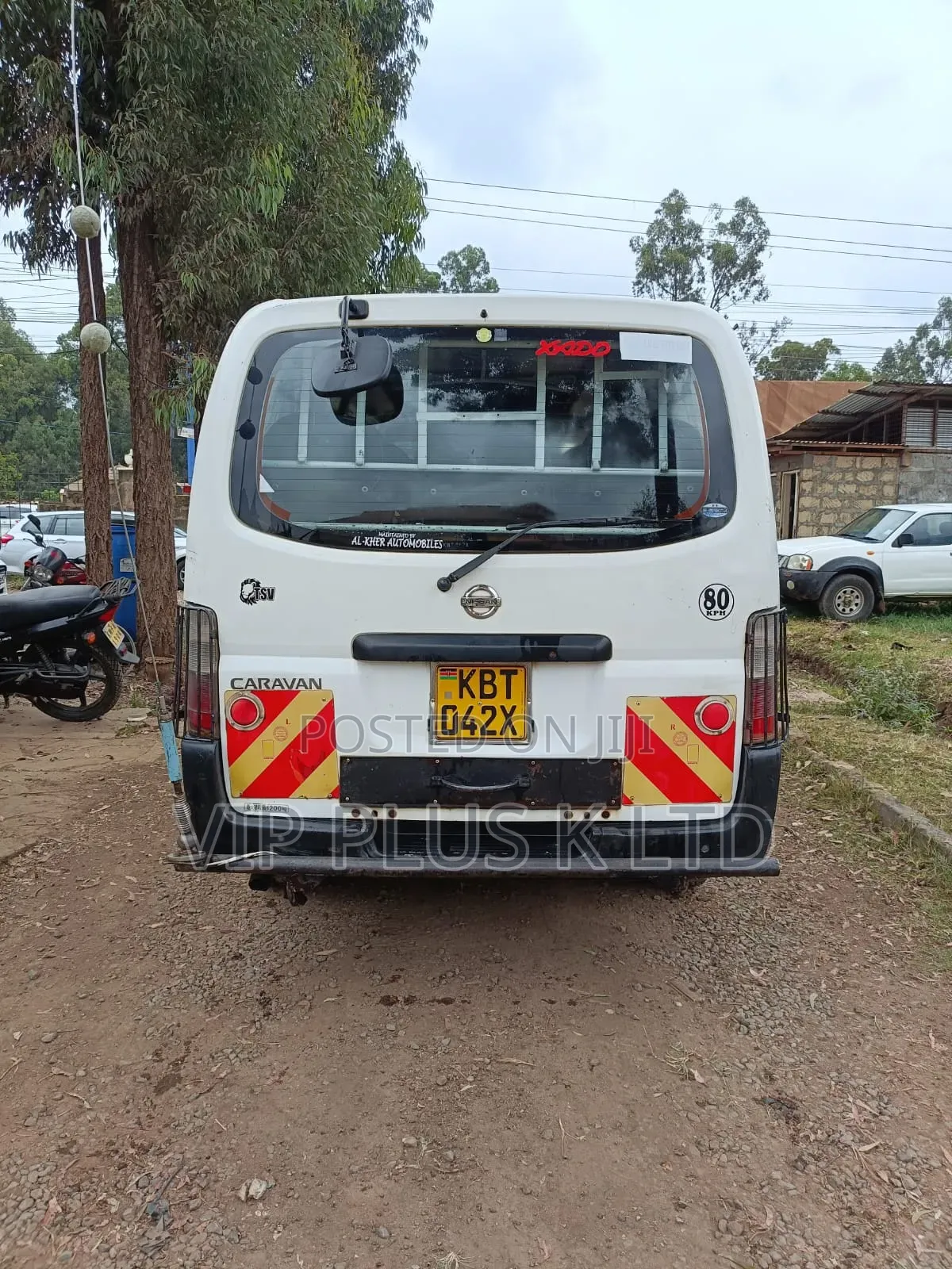 Nissan Caravan (Urvan) 2005 White