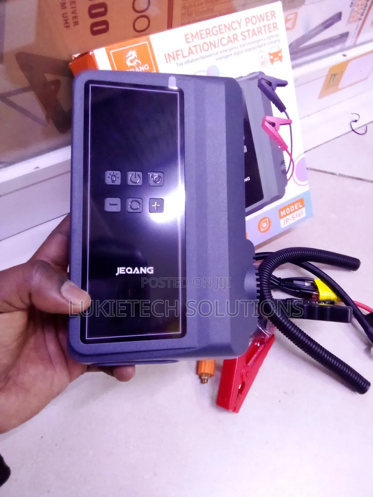 Jeqang Jumpstarter With Tire Inflator and Blower