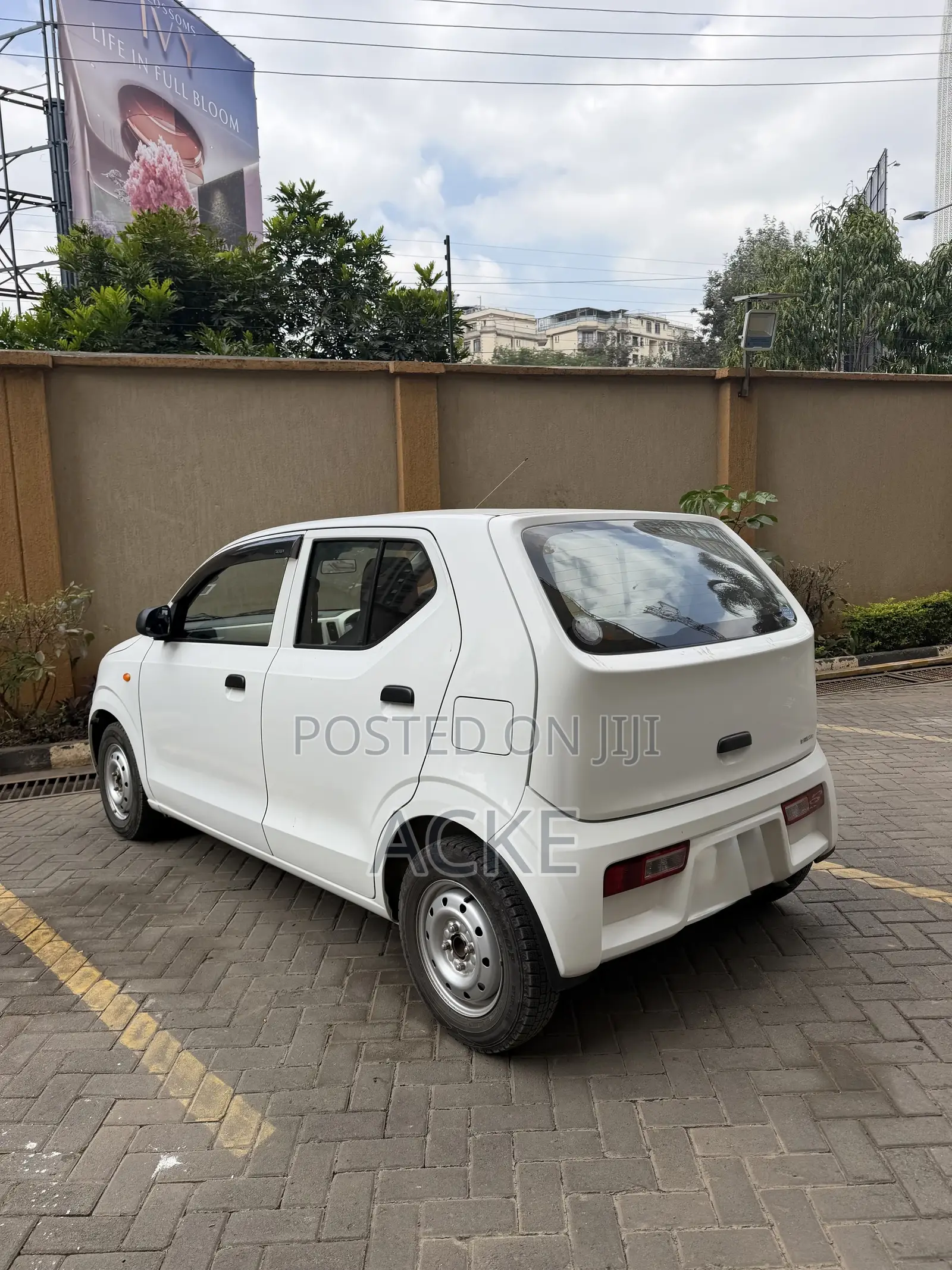 Suzuki Alto 2019 White