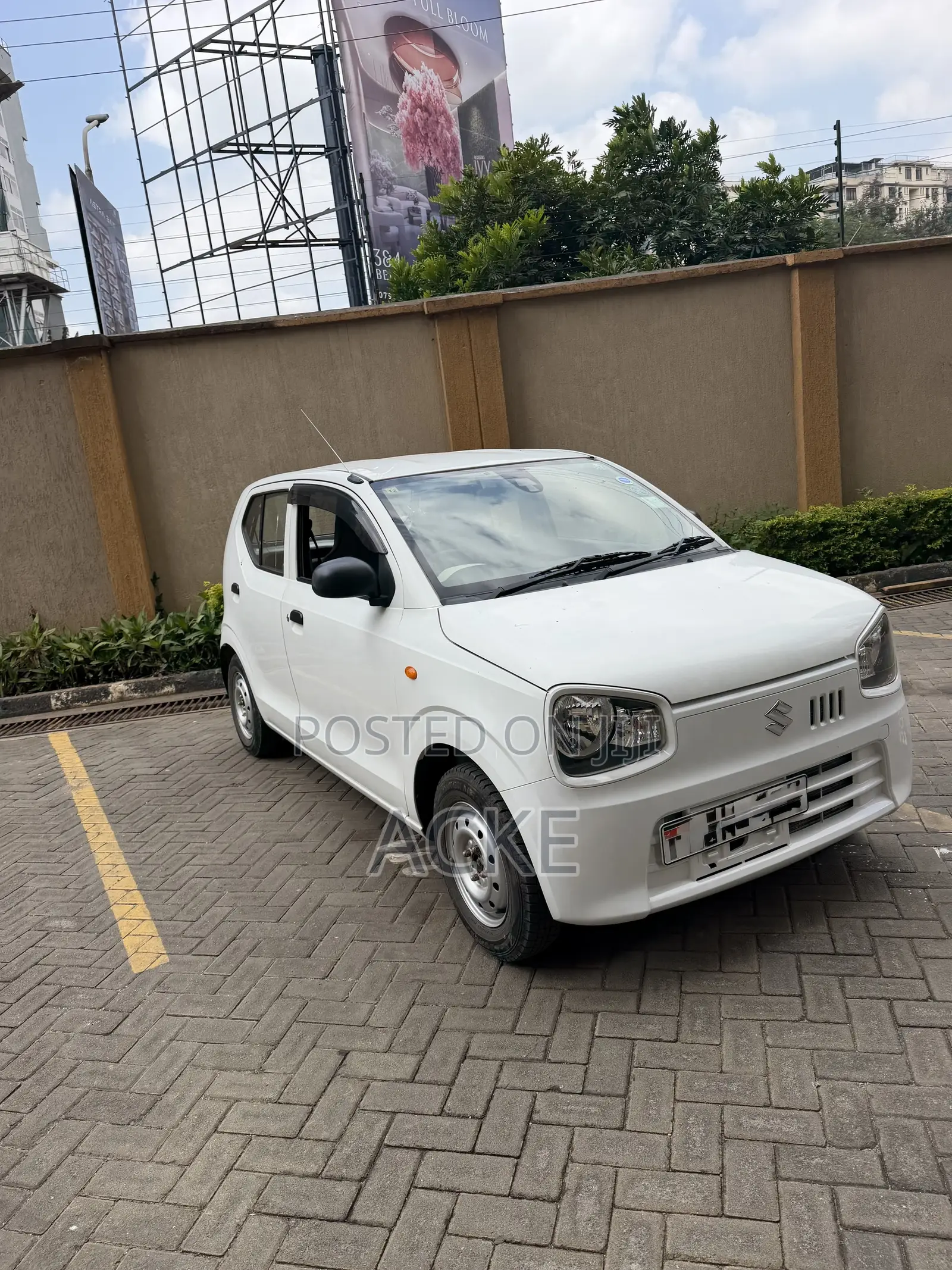 Suzuki Alto 2019 White