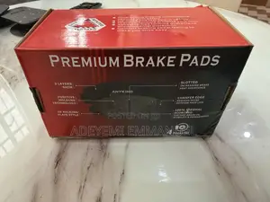 Brand New Rear Brake Pads for Toyota Crown Athlete, Royal and Mark X