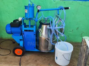Heavy Duty Electric Milking Machine Setup With Stainless Steel Can