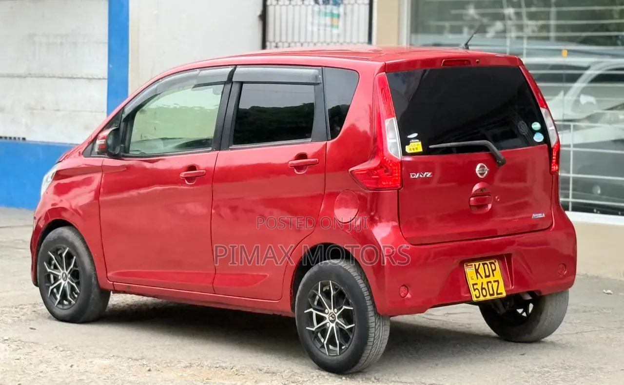 Nissan Dayz 2017 Red