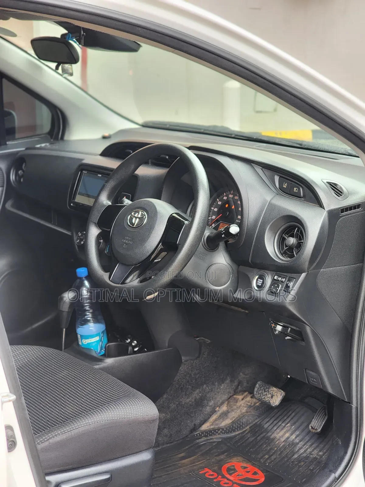 Toyota Vitz 2018 White