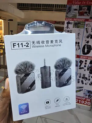 F11-2 Clip-on Microphone for Vlogging and Interviews
