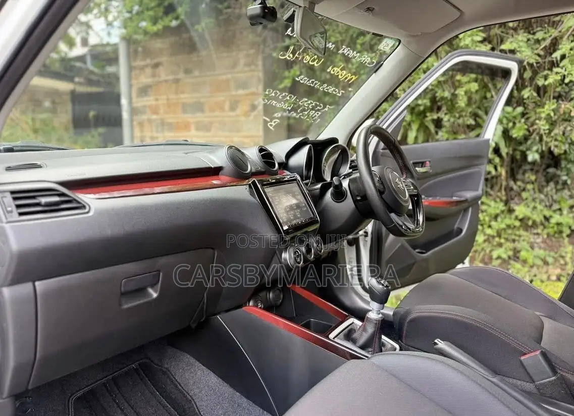 Suzuki Swift Sport 2019 White