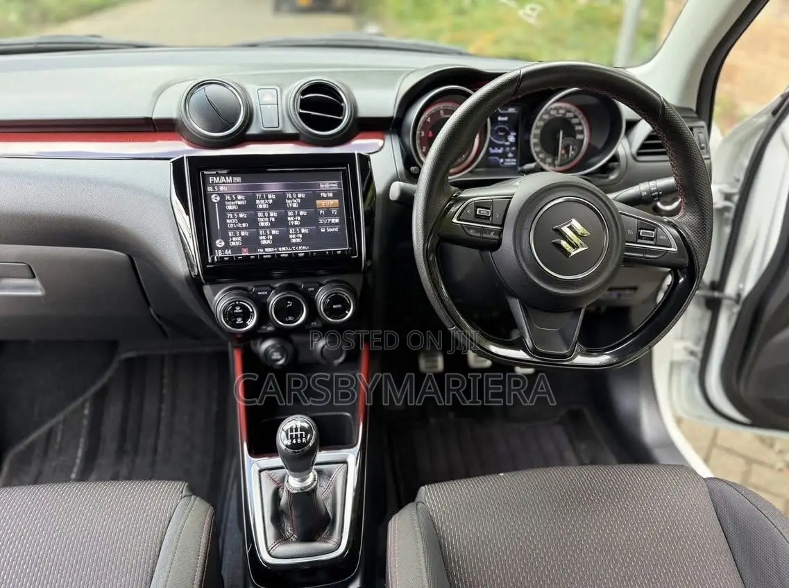 Suzuki Swift Sport 2019 White