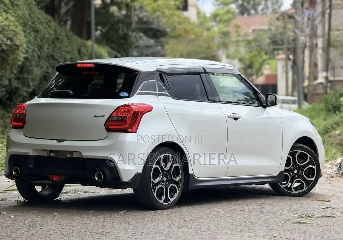 Suzuki Swift Sport 2019 White