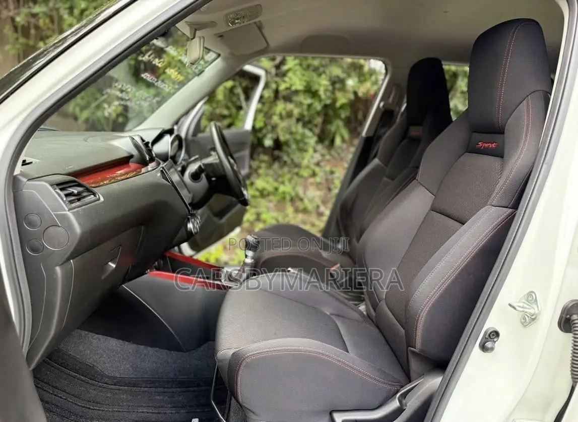 Suzuki Swift Sport 2019 White