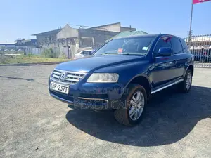 Volkswagen Touareg 2004 Blue
