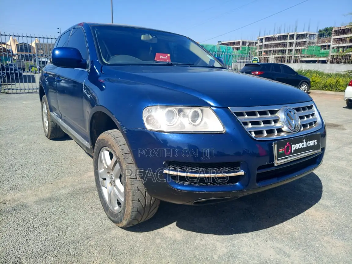 Volkswagen Touareg 2004 Blue