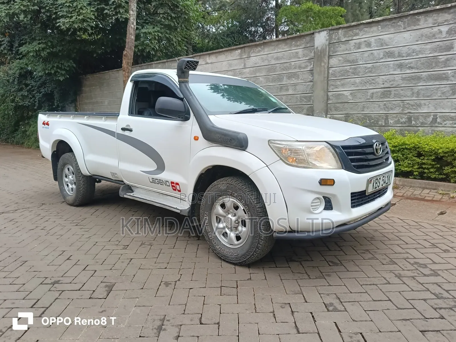 Toyota Hilux 2012 White