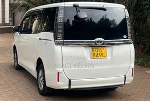Toyota Voxy 2016 White