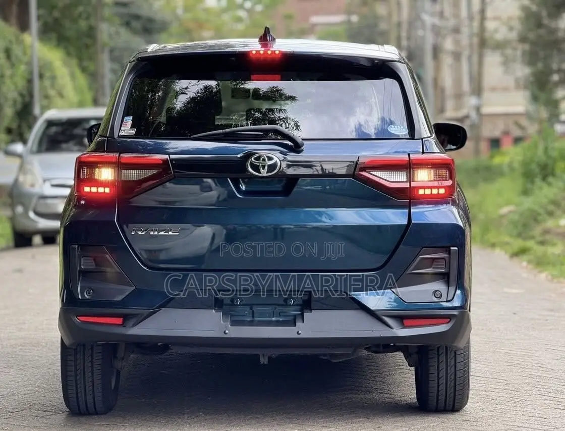Toyota Raize 2020 Blue