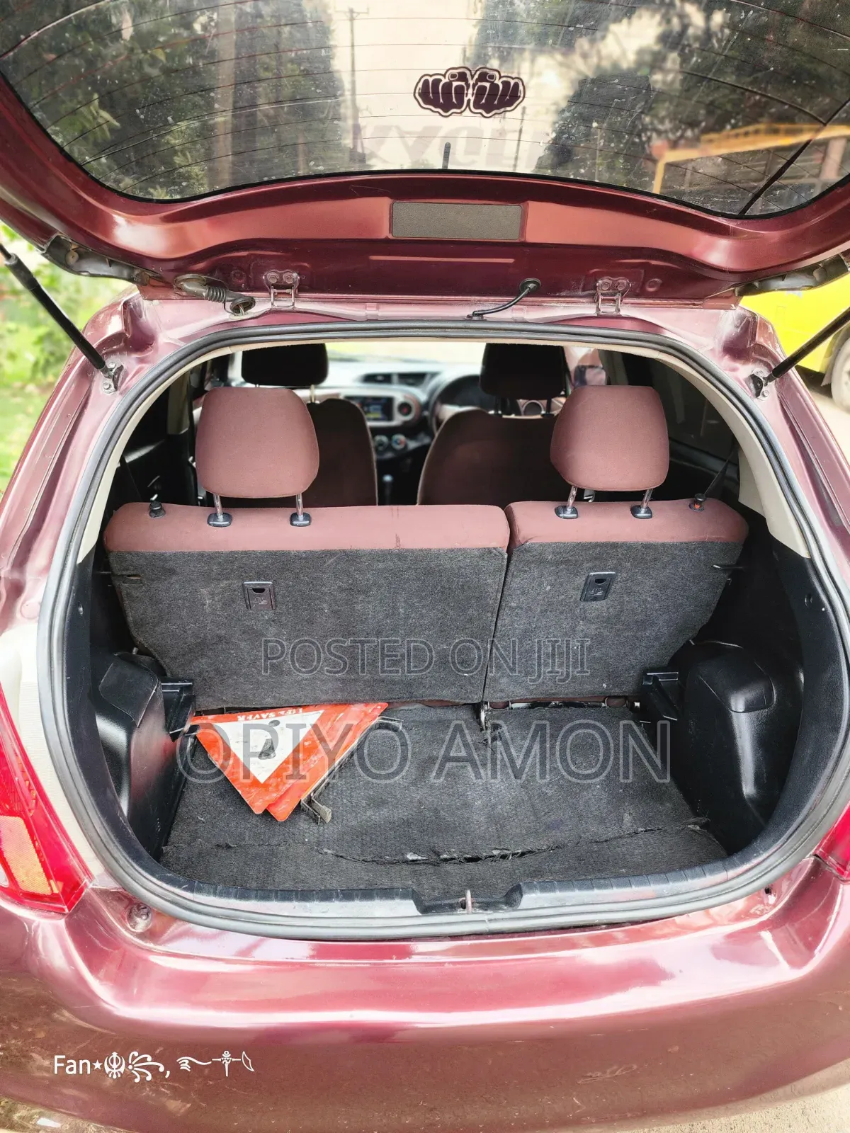 Toyota Vitz 2012 Maroon