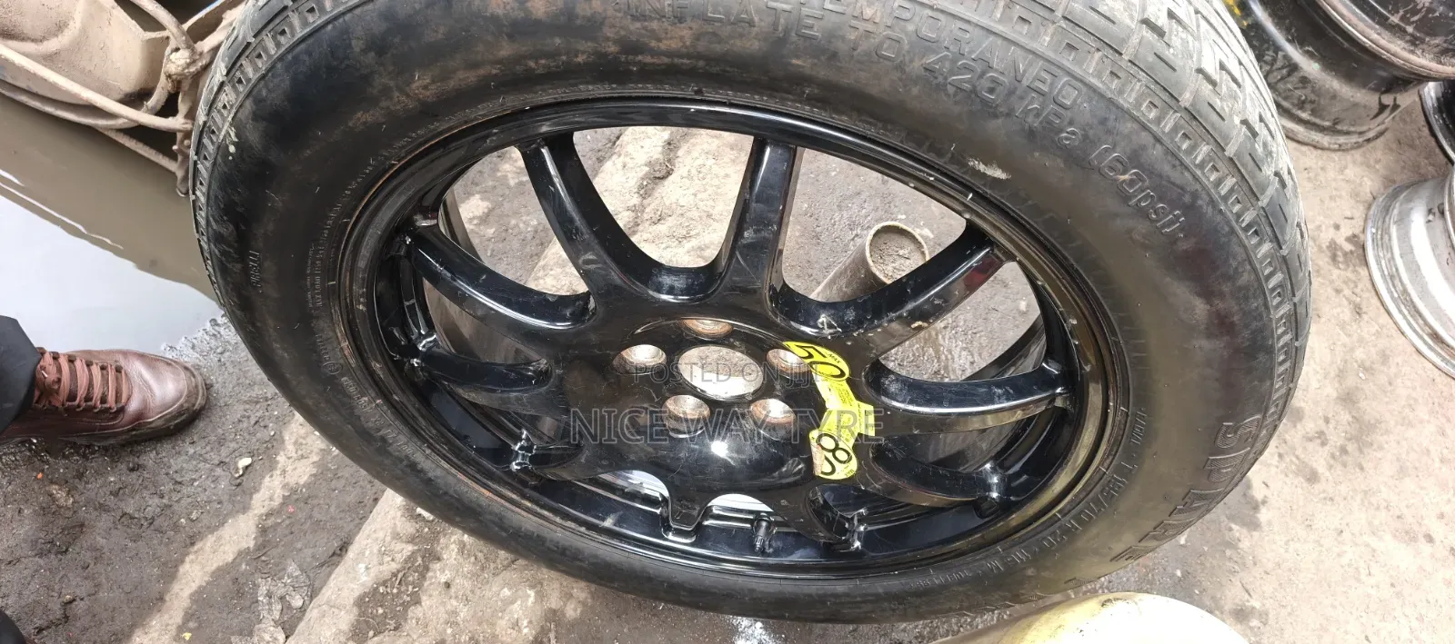 Rangerover Spare Tire Size 20