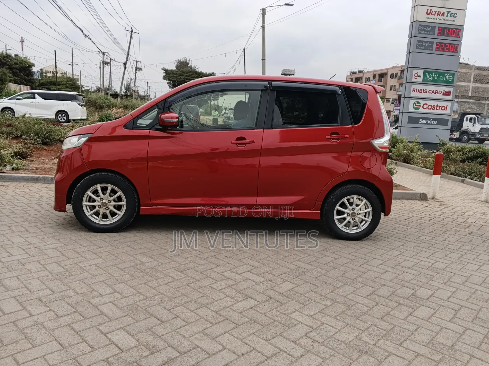 Mitsubishi EK Wagon 2018 Red