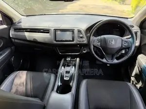 Honda Vezel 2019 White