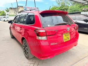 Toyota Corolla Fielder 2017 Red
