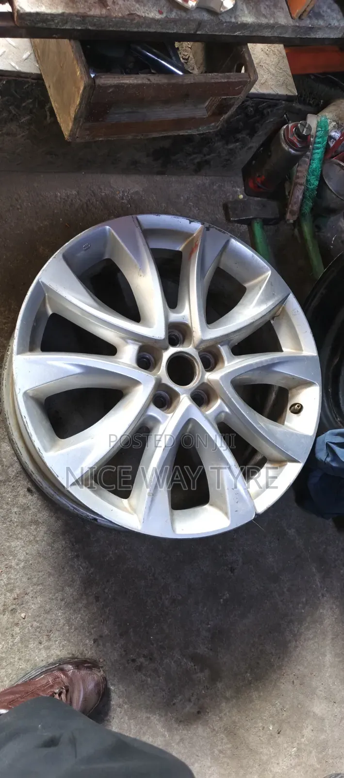 Rim Size 19 Cx8 Chrome