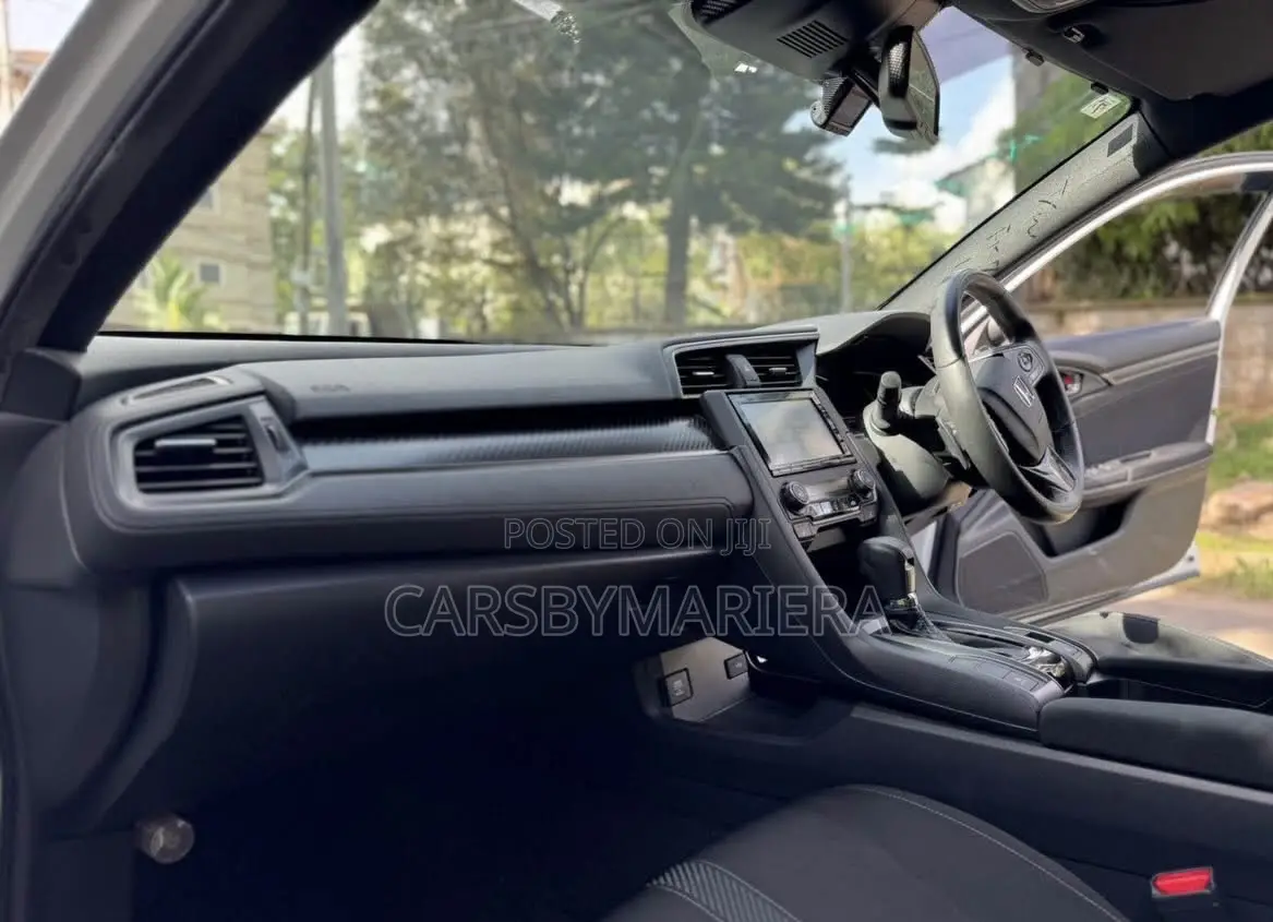 Honda Civic 2020 White