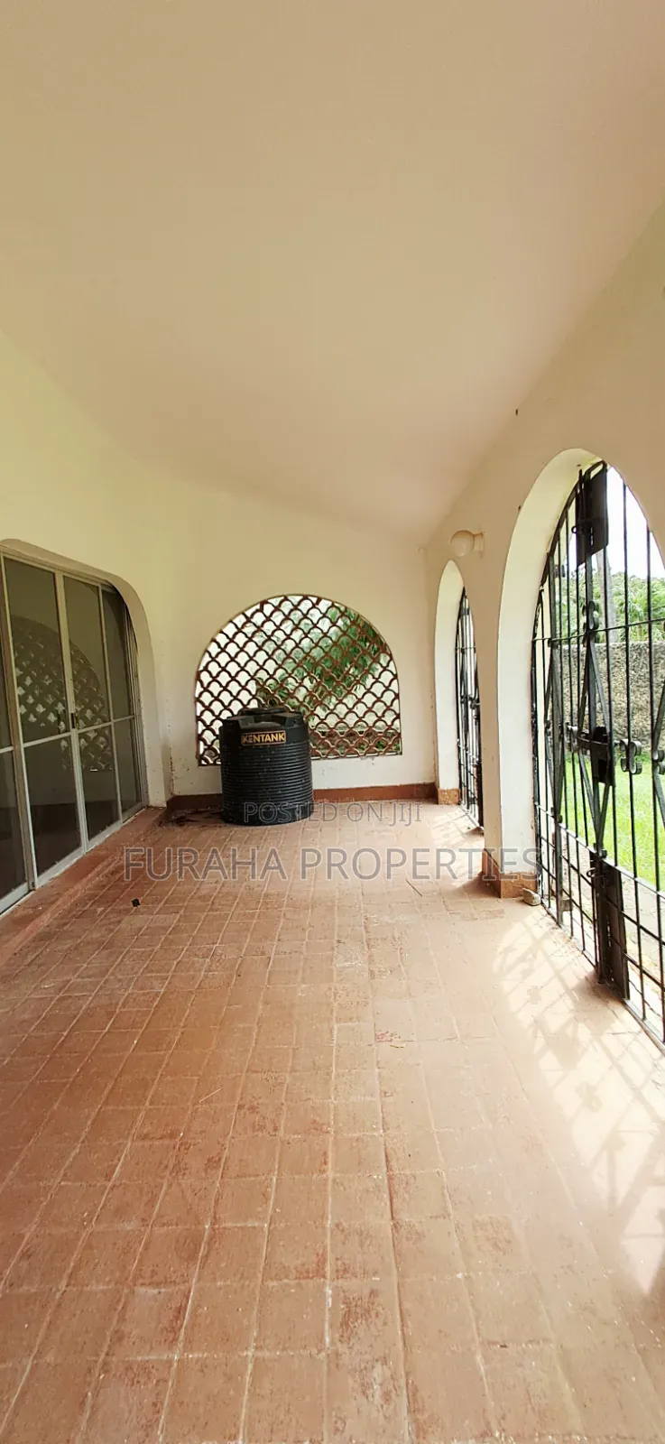 4bdrm Mansion in Nyali for sale