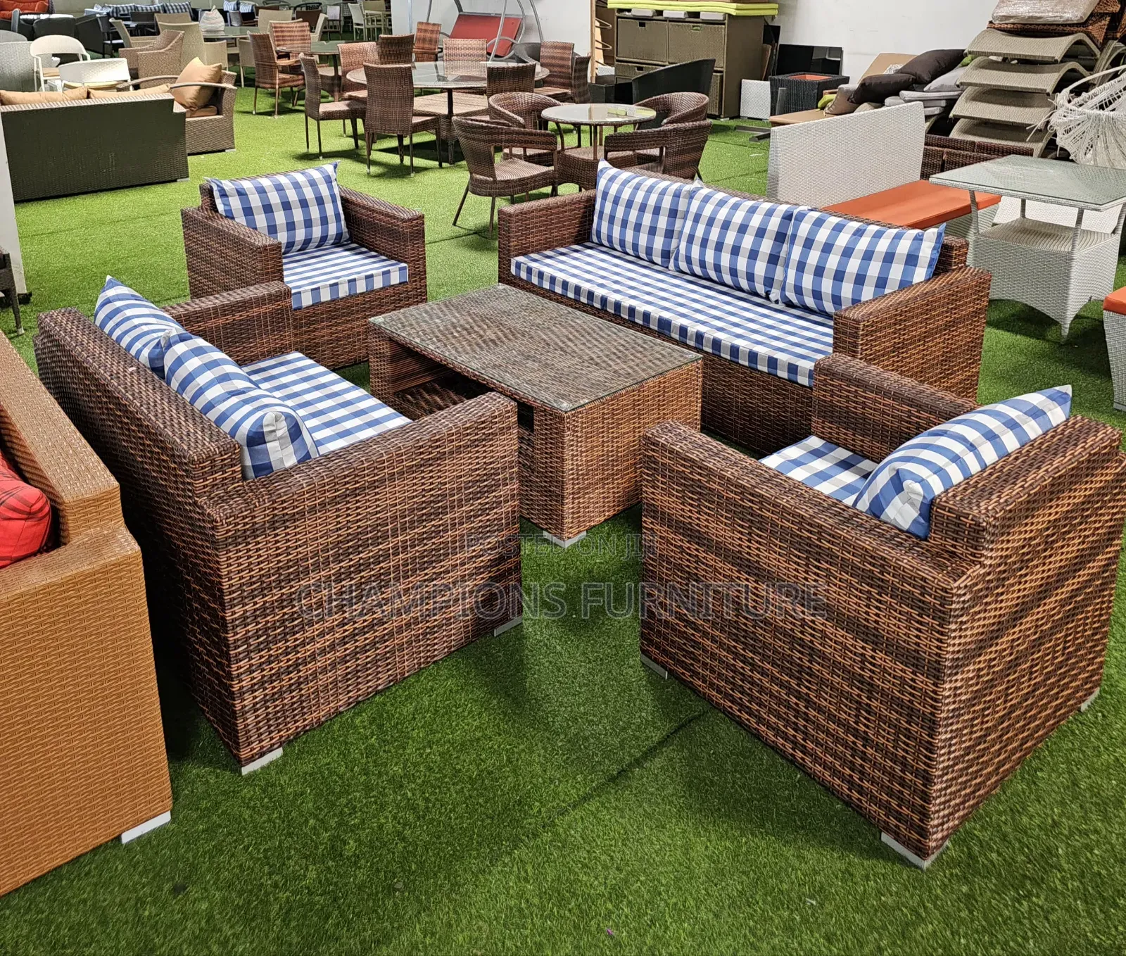 7 Seater Rattan Set With Glass Top Coffee Table