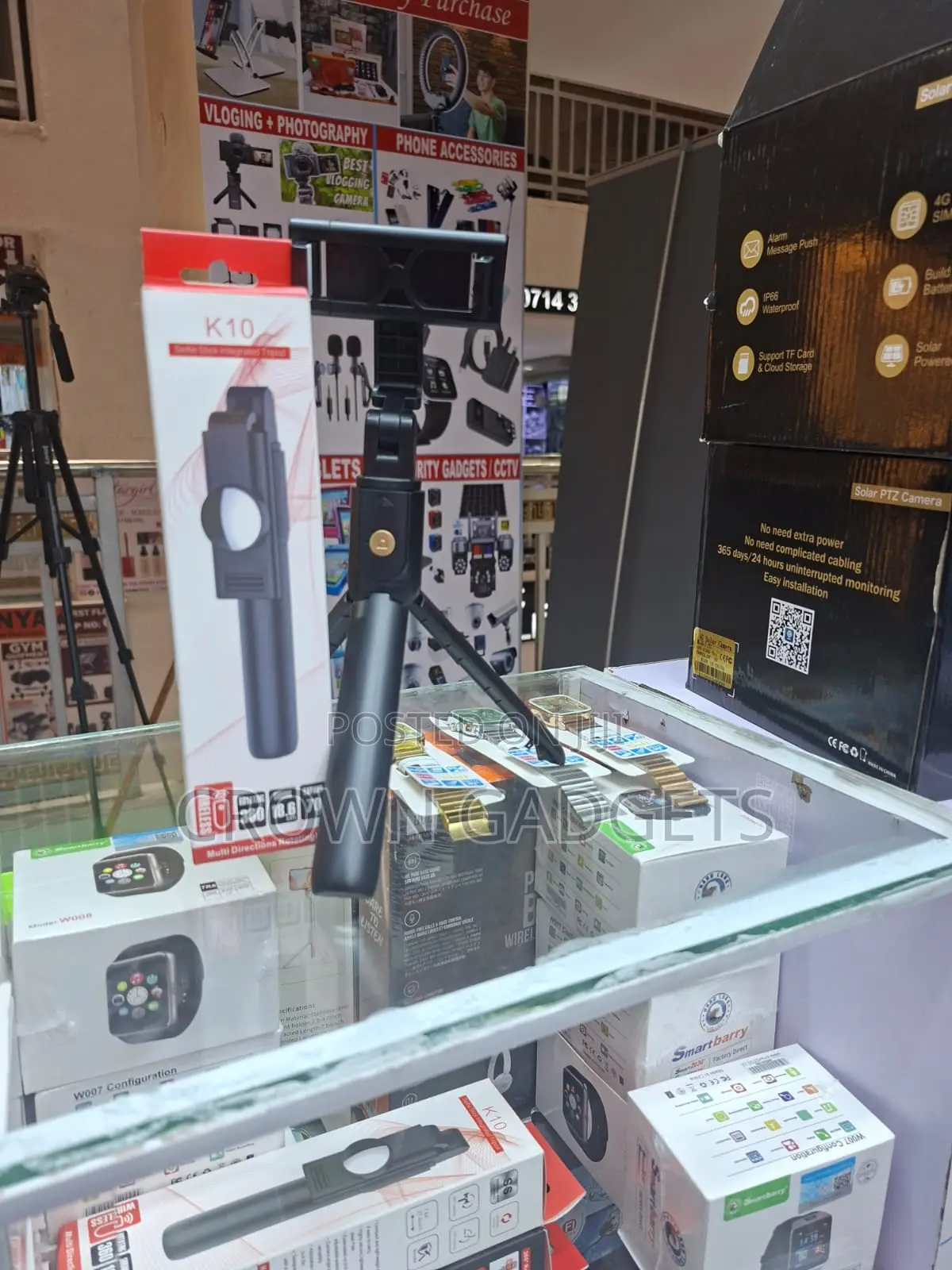  Bluetooth Selfie Stick Tripod With Remote Control