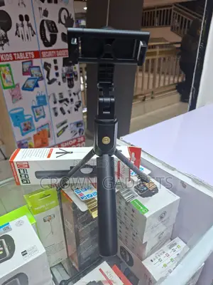  Bluetooth Selfie Stick Tripod With Remote Control