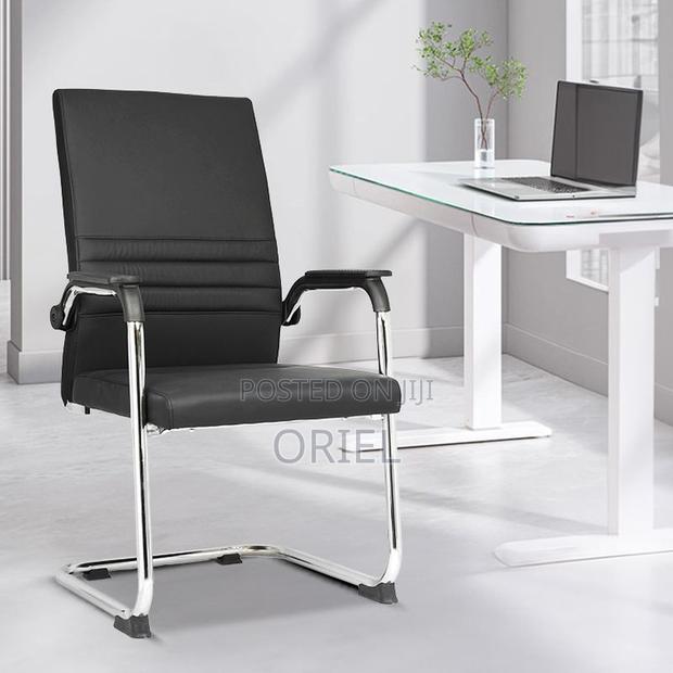 Office Chair : Visitor Waiting Leather Padded Chair. - thumbnail 11