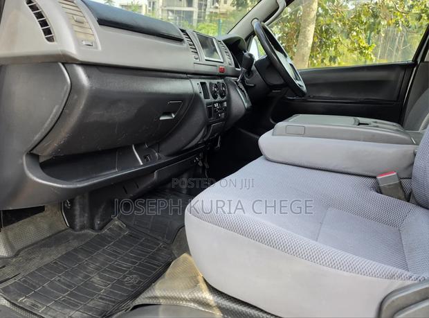 Toyota HiAce 2008 Silver - thumbnail 9