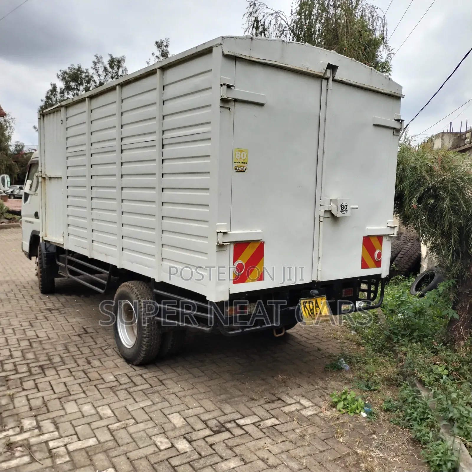 Mitsubishi Fuso Canter Lorry