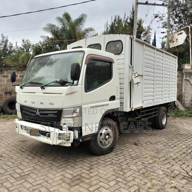 Mitsubishi Fuso Canter Lorry - thumbnail 6