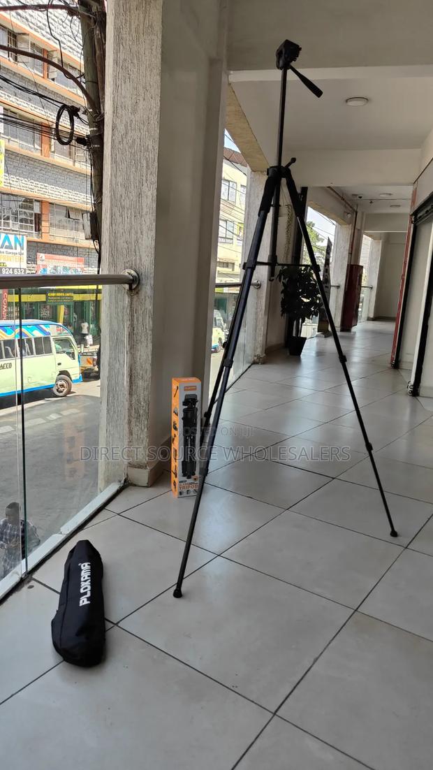 Adjustable Tripod Stand for Cameras Phones - thumbnail 2