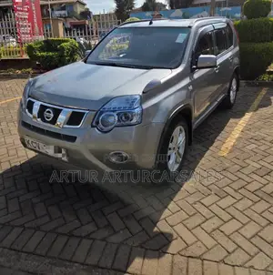 Nissan X-Trail 2011 Silver