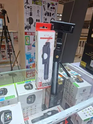  Extendable Selfie Stick Stand for Photos and Videos