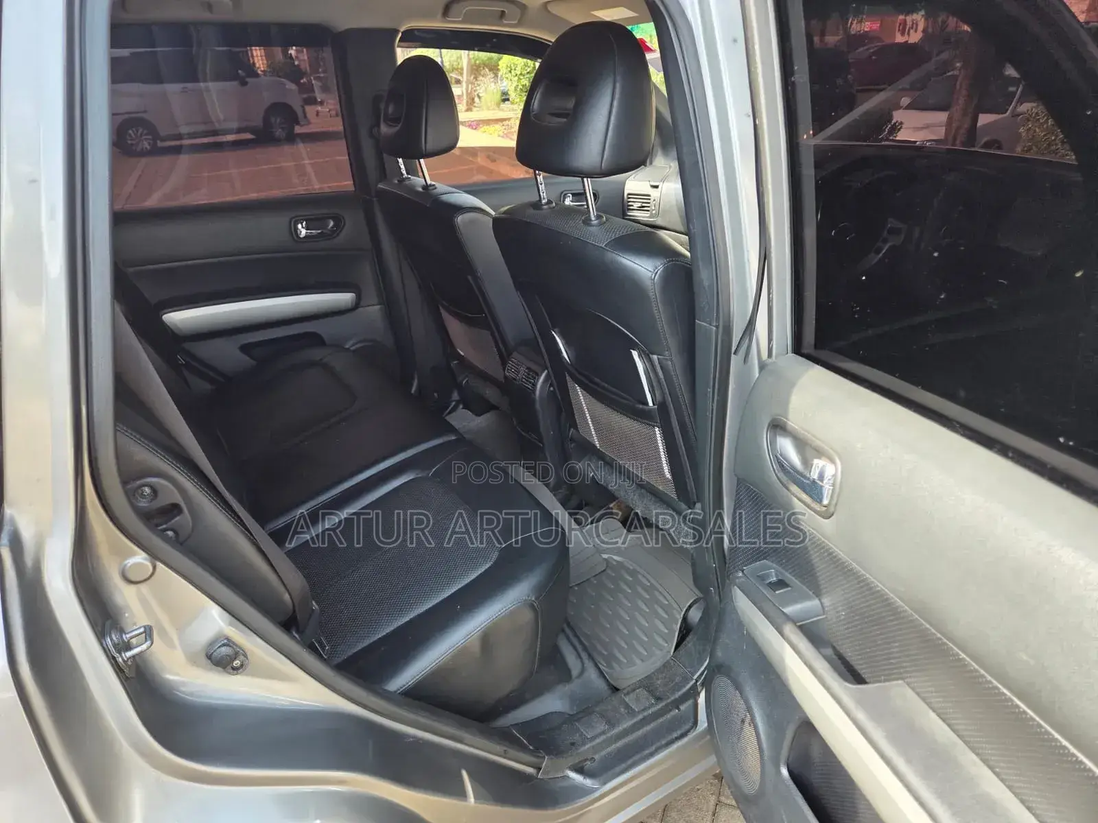 Nissan X-Trail 2011 Silver