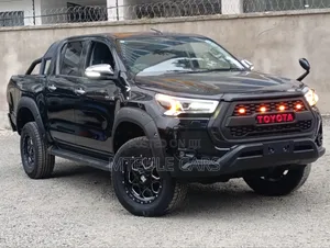Toyota Hilux 2021 Black