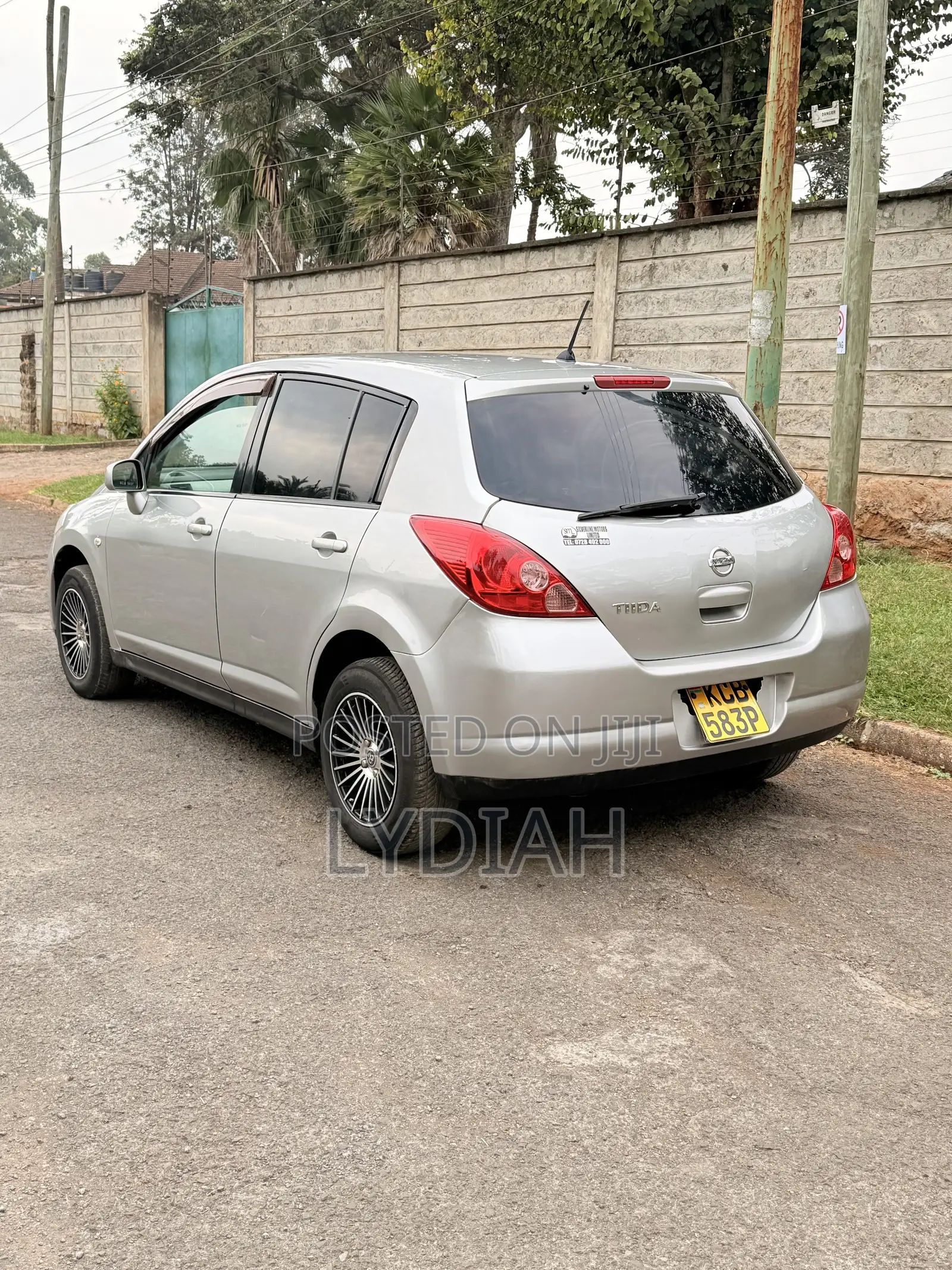 Nissan Tiida 2008 Silver