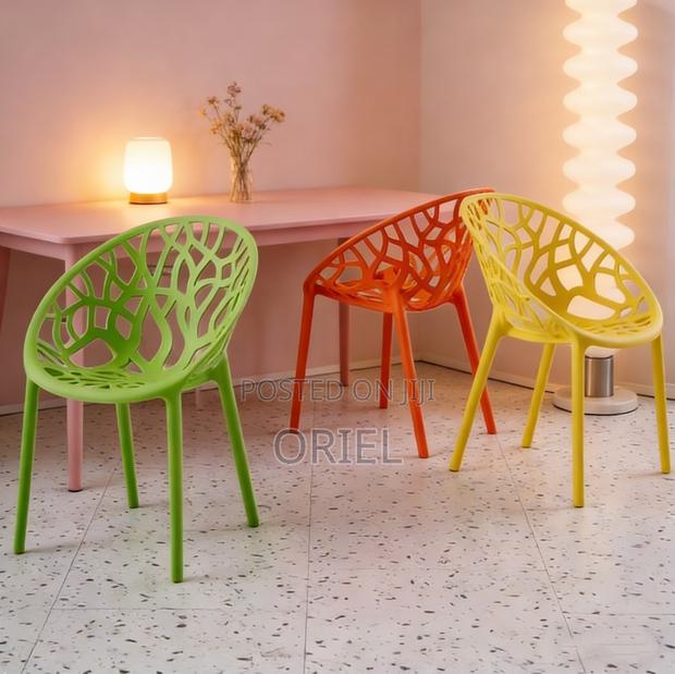 Plastic Chairs : Stackable Restaurant Cafe Plastic Chair - thumbnail 5