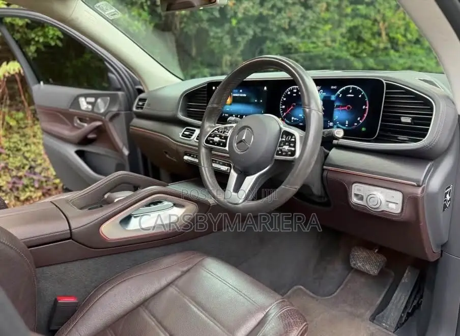 Mercedes-Benz GLE-Class GLE 300d 4MATIC 2020 Green