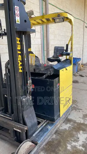 Hyster Reach Truck Forklift For Sale